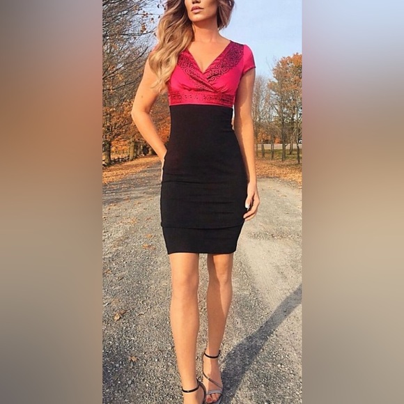 LE CHATEAU DRESS - Picture 1 of 2